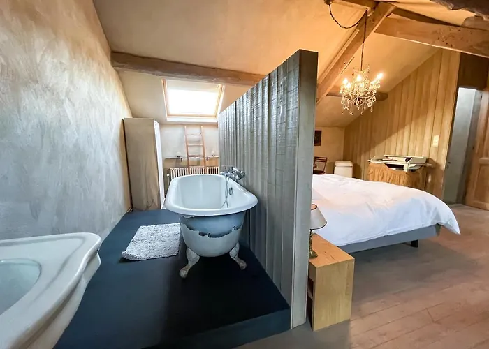 Le Champ Du Coq Ferienhaus *