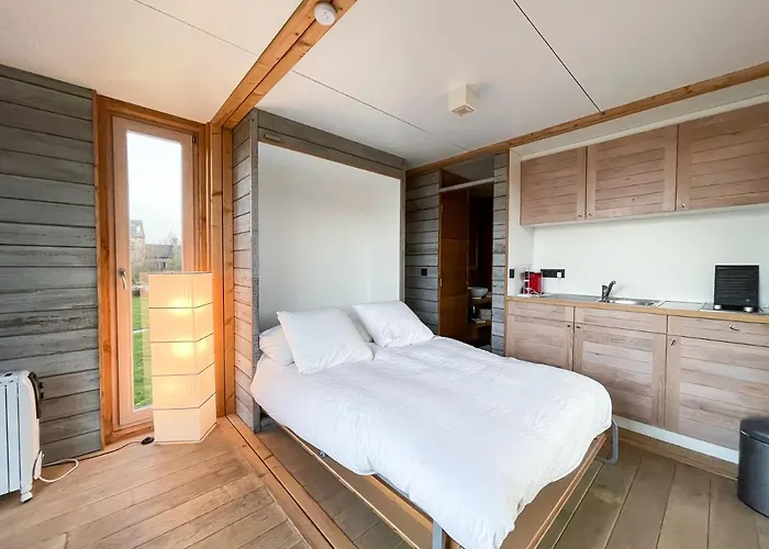 Le Champ Du Coq Ferienhaus *